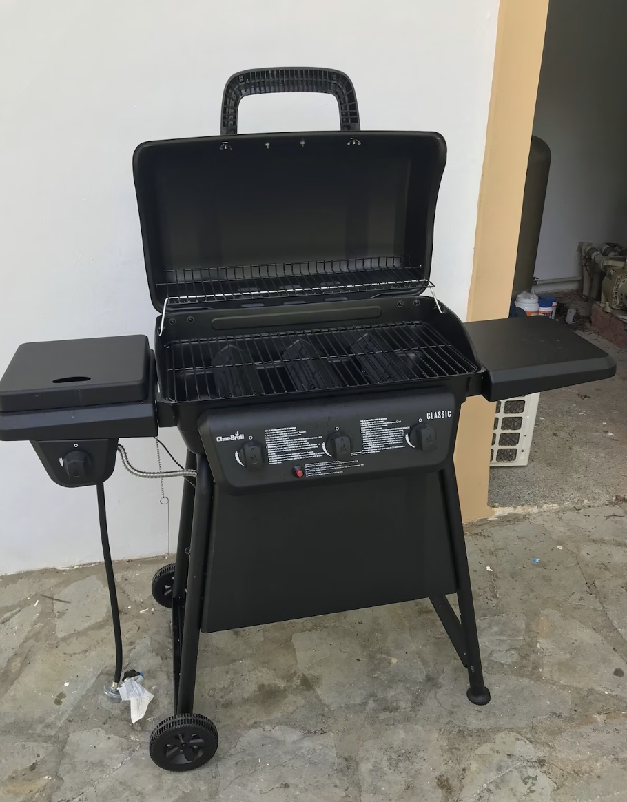 Outdoor BBQ Grill